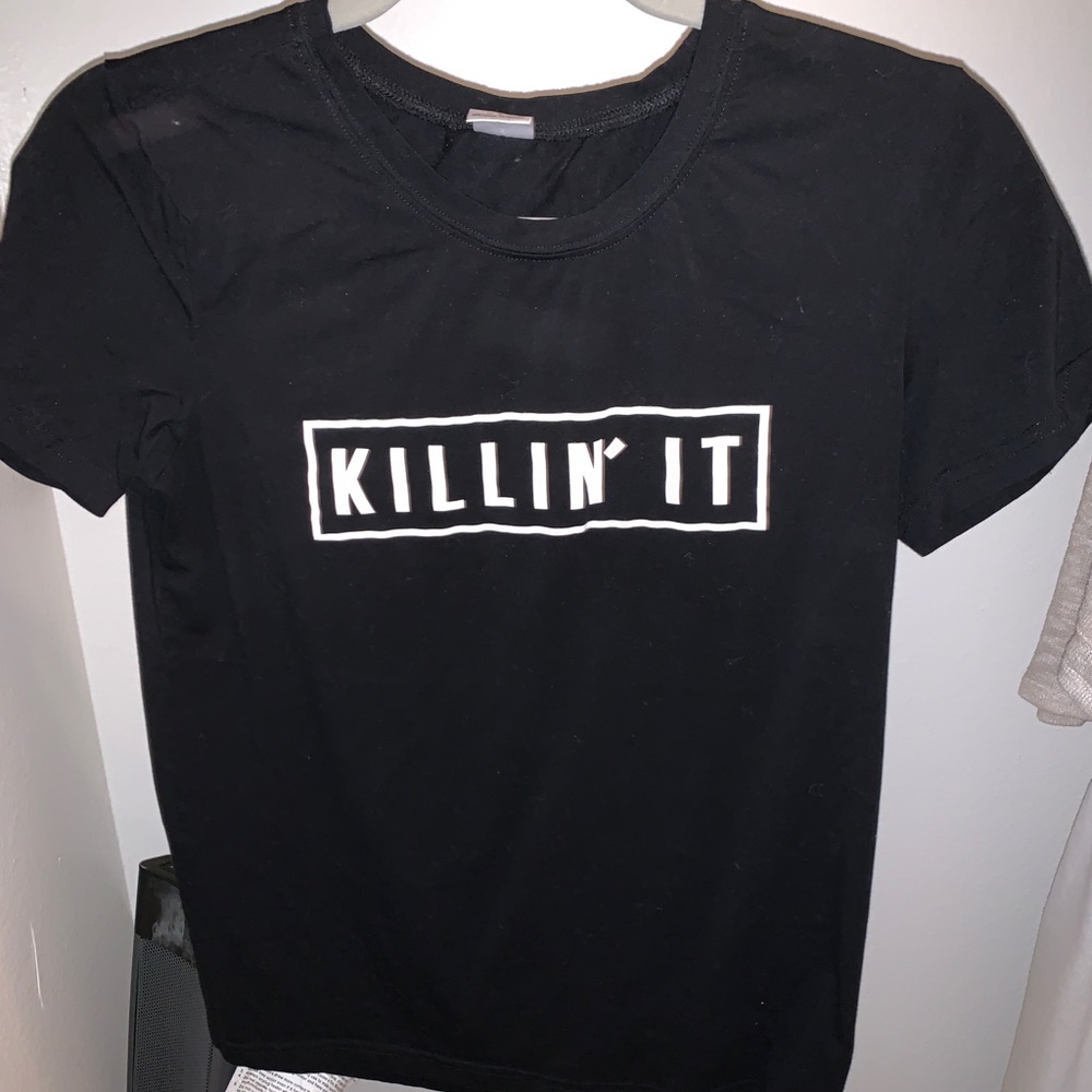 Black Tee